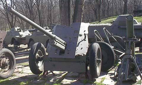 45 mm wz.1942 M-42, armata przeciwpancerna