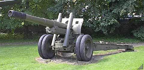 152 mm wz. 1937 ML-20, haubicoarmata