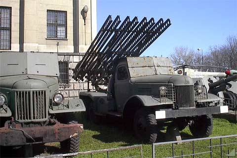 BM-13 (Katiusza), wyrzutnia niekierowanych pocisków rakietowych