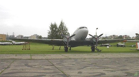 Lisunow Li-2T, samolot transportowy