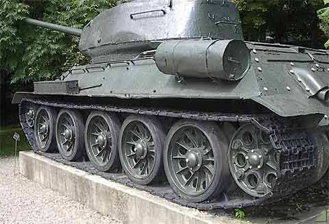 T-34-85, czołg średni